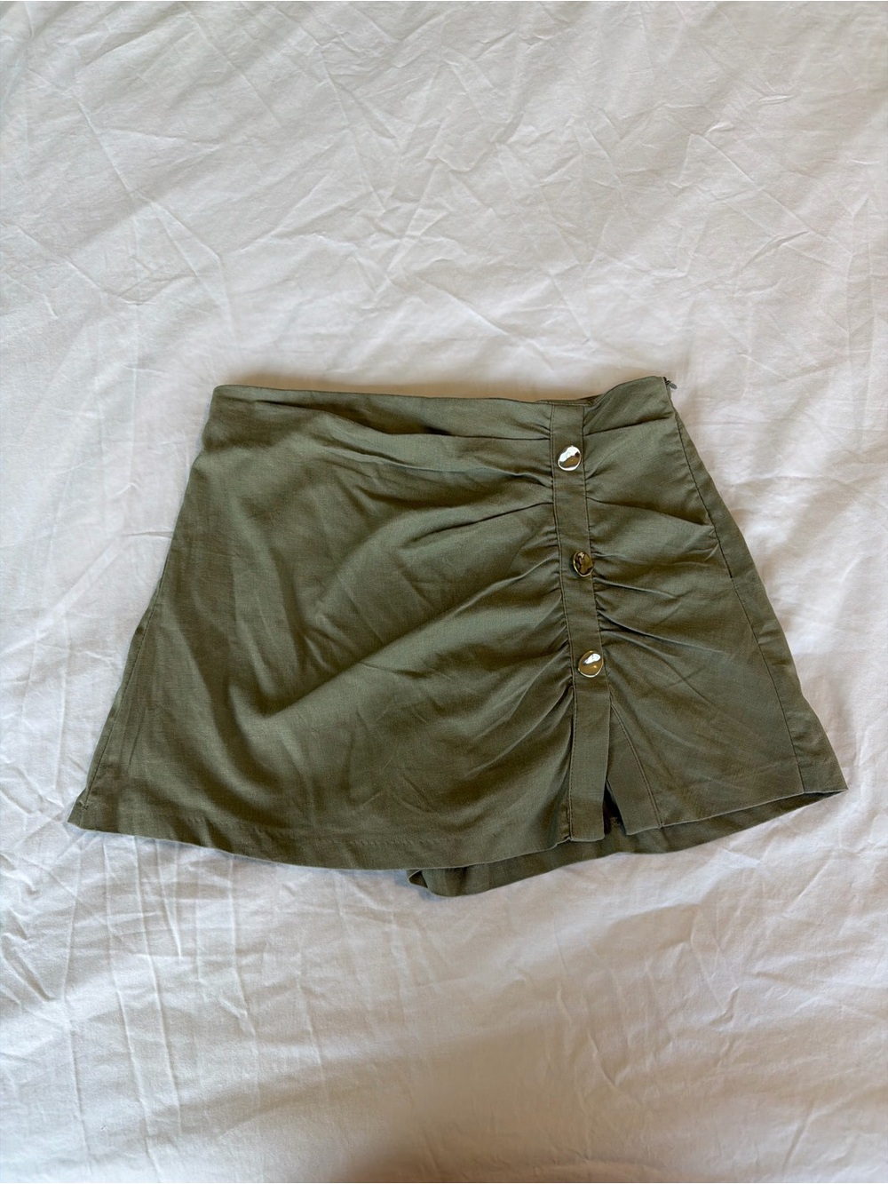 Zara Summer Skort with Gold Button Details - Picture 2 of 4